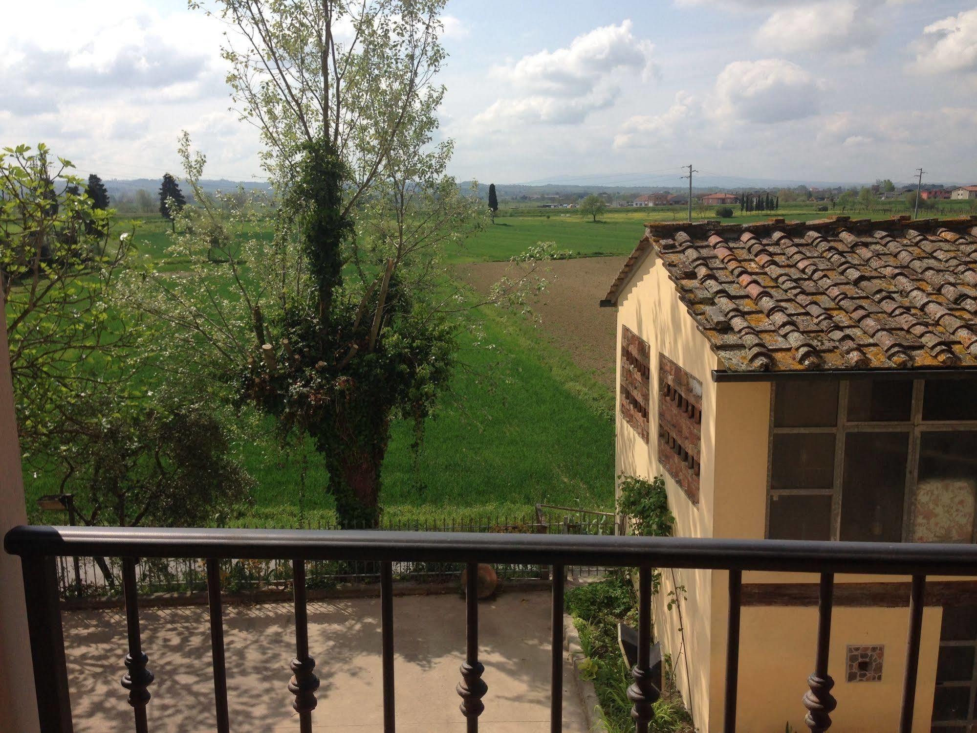 Santa Maria a Monte Podere Di Valli מראה חיצוני תמונה